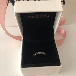 BRAND NEW PANDORA LINKED LOVE RING
